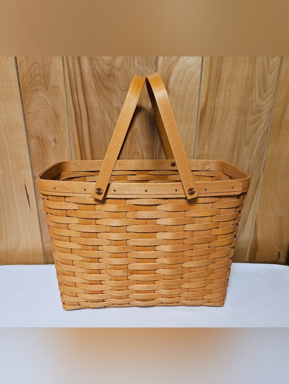 Longaberger 2002 Warm Brown Magazine Basket With Handles